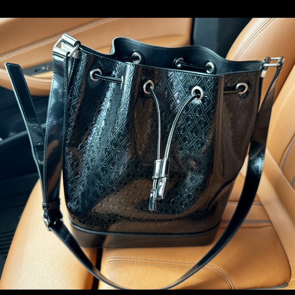 New Saint Laurent Le Monogram Bucket Bag in Spazzolato Leather - Picture 4 of 10